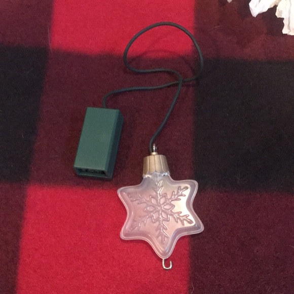 Hallmark Star Snowflake Ornament - Picture 3 of 3